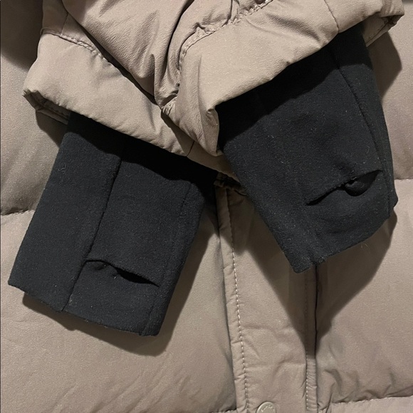 Aritzia Super Puff Mid Jacket Women’s Small EUC color Stone Taupe - Picture 5 of 16